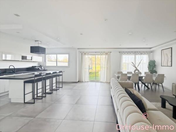 Maison à vendre 6 pièces de 146 m²