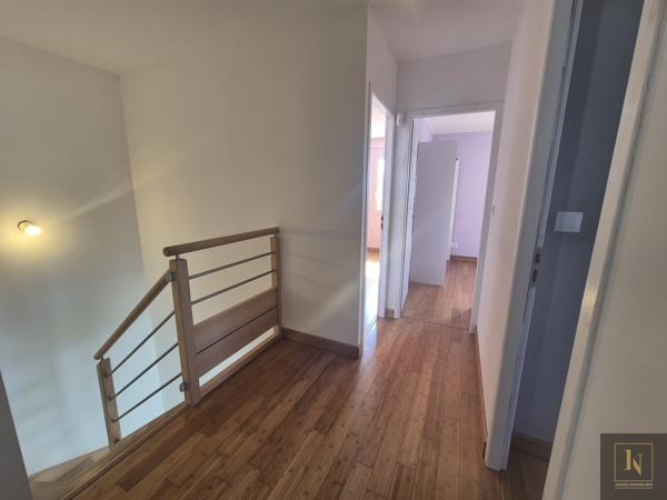 Maison
                                                                                                                                                                                                                                                                                                                        7 pièce(s)                                                                                                                                                                                                          6 chambre(s)                                                                                                                                                                                                          146.51  m²