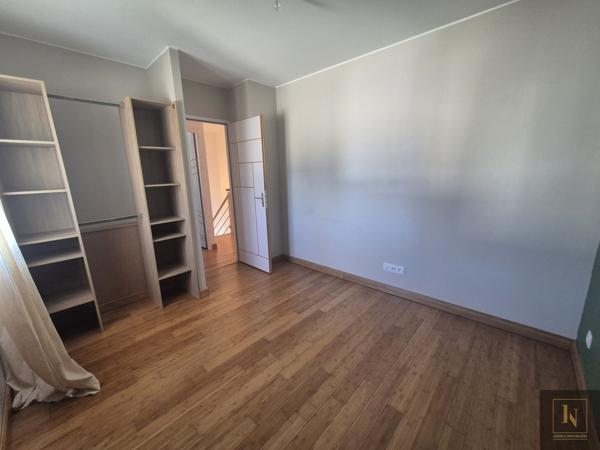 Maison
                                                                                                                                                                                                                                                                                                                        7 pièce(s)                                                                                                                                                                                                          6 chambre(s)                                                                                                                                                                                                          146.51  m²
