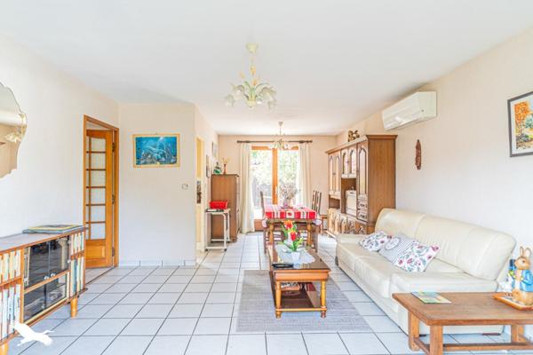 Maison 283 392 € Villenave-d'Ornon 2 p 70 m² DPE D