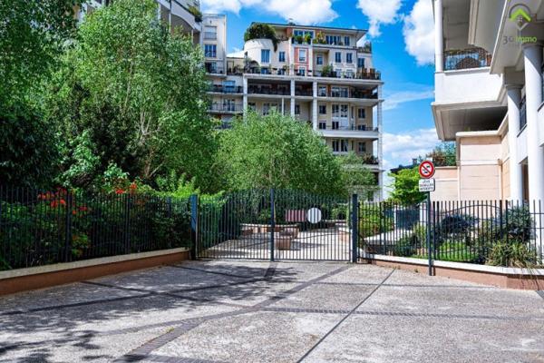 Location / Appartement T3 à Courbevoie (92400)