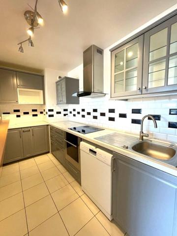 Location / Appartement T3 à Courbevoie (92400)