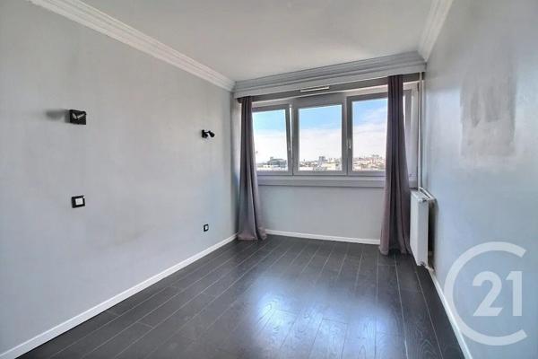 Appartement à vendre  4 pièces - 110 m 2   ROSNY SOUS BOIS  - 93