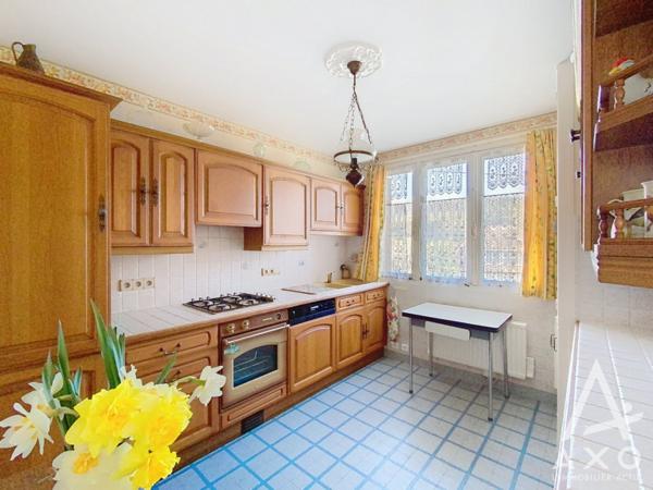 Pavillon 2 chambres, sur terrain de 1000m²