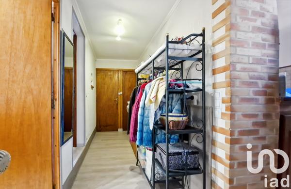 Maison traditionnelle 6 pièces de 133 m² à Charmoy (89400)