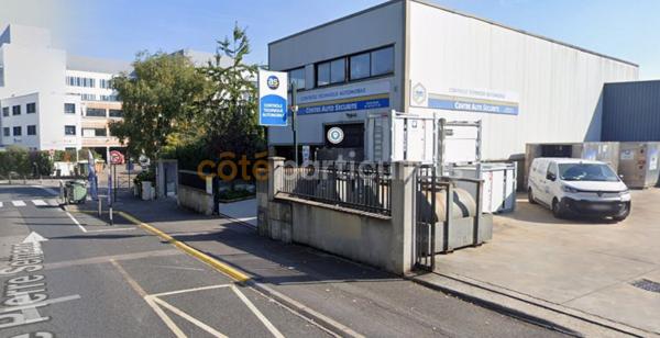Location Local d'activité88,05 m² - 1 Pièce - CHATILLON (92320)