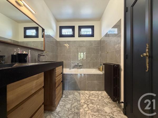 Maison à vendre  6 pièces - 190,02 m2 BEAUMONT LES VALENCE - 26