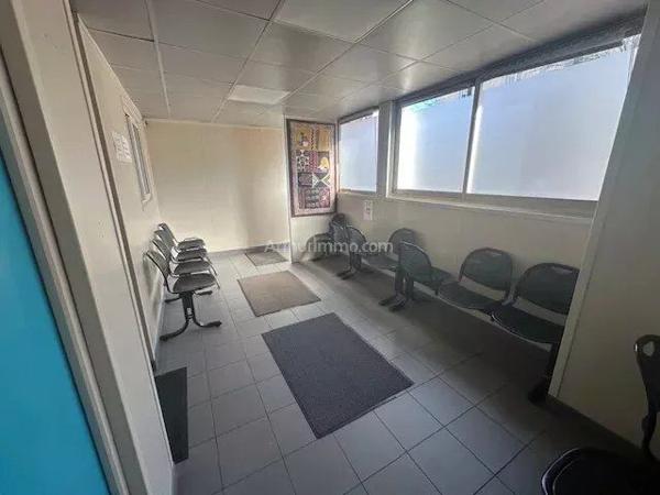 Vente Local commercial 5 pièces 102 m2 à Villeneuve-Saint-Georges