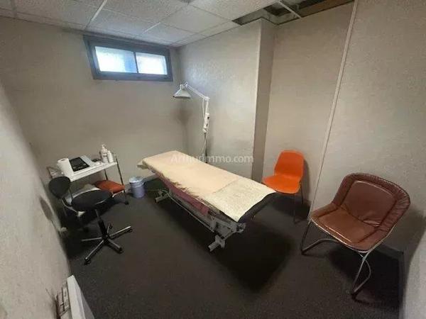 Vente Local commercial 5 pièces 102 m2 à Villeneuve-Saint-Georges