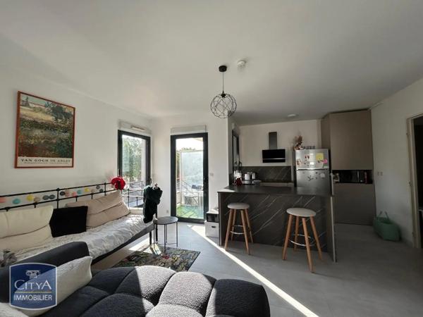 Appartement à louer 2 pièces 44.59m² Châteauroux (36000)