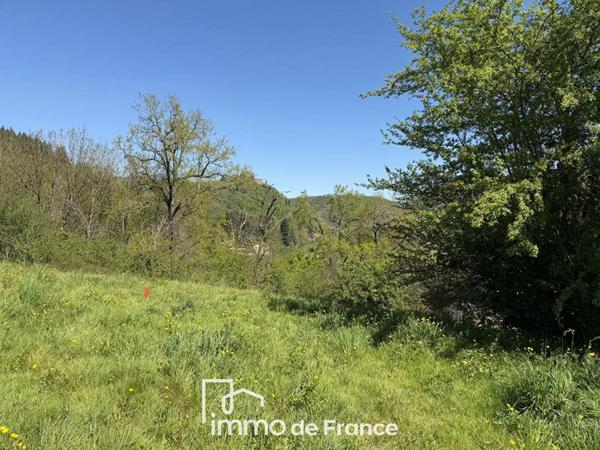 Terrain à vendre à Saint-Parthem (12300)