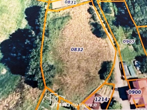 Terrain à vendre à Saint-Parthem (12300)