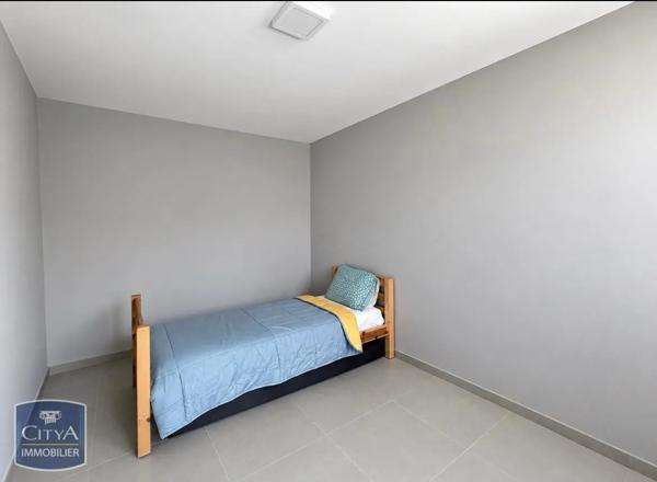 Appartement à louer 3 pièces 67.78m² Pierre-Bénite (69310)