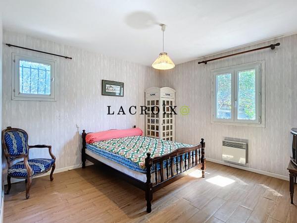 Maison à SAINT SATURNIN LES AVIGNON (84450)