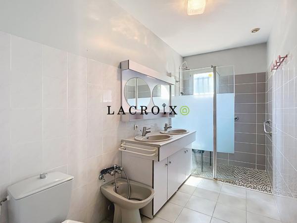 Maison à SAINT SATURNIN LES AVIGNON (84450)