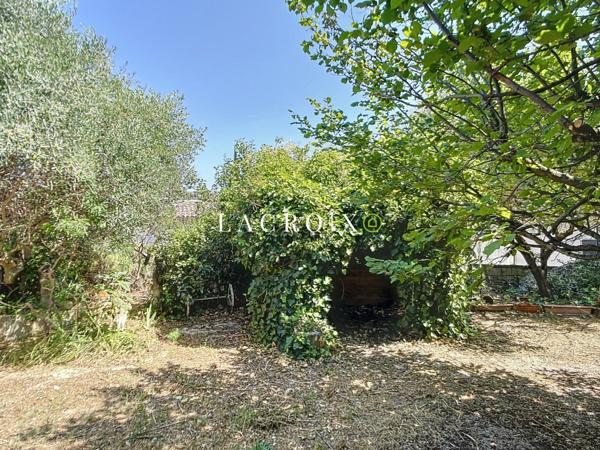 Maison à SAINT SATURNIN LES AVIGNON (84450)