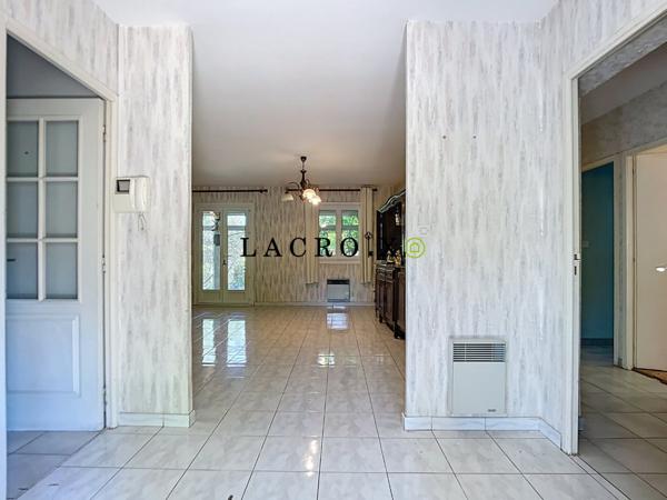 Maison à SAINT SATURNIN LES AVIGNON (84450)