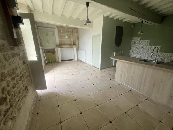 Brion-près-Thouet (79290) ref 74050 PROCHE Thouars Magnifique maison du 19eme de 225 m2 env, sur terrain de 905 m2