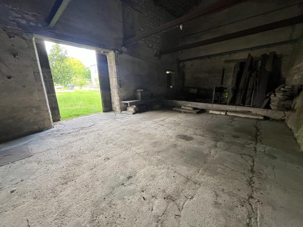 Brion-près-Thouet (79290) ref 74050 PROCHE Thouars Magnifique maison du 19eme de 225 m2 env, sur terrain de 905 m2