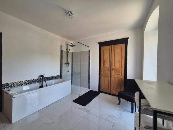 A vendre maison de village atypique - 6 pièces - 2 Dépendances - Haute-Corse Olmi Cappella 20259