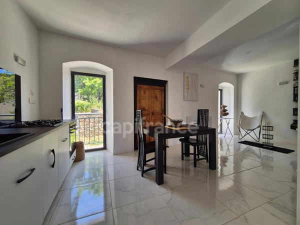 A vendre maison de village atypique - 6 pièces - 2 Dépendances - Haute-Corse Olmi Cappella 20259