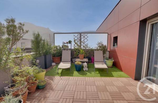 Appartement T5 à vendre  5 pièces - 119,92 m 2   GRENOBLE  - 38