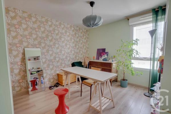 Appartement T5 à vendre  5 pièces - 119,92 m 2   GRENOBLE  - 38