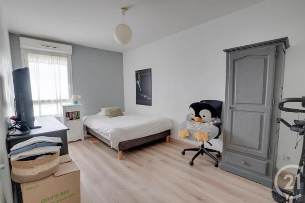 Appartement T5 à vendre  5 pièces - 119,92 m 2   GRENOBLE  - 38
