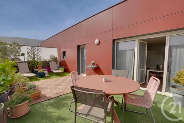 Appartement T5 à vendre  5 pièces - 119,92 m 2   GRENOBLE  - 38