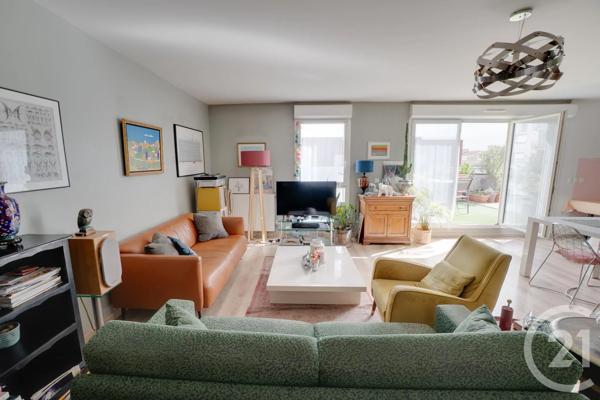 Appartement T5 à vendre  5 pièces - 119,92 m 2   GRENOBLE  - 38