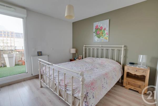 Appartement T5 à vendre  5 pièces - 119,92 m 2   GRENOBLE  - 38