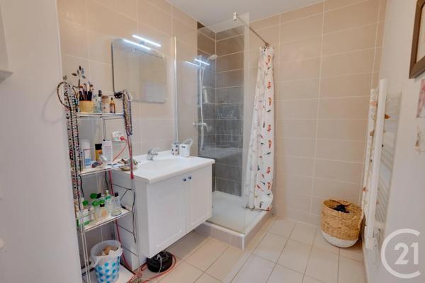 Appartement T5 à vendre  5 pièces - 119,92 m 2   GRENOBLE  - 38