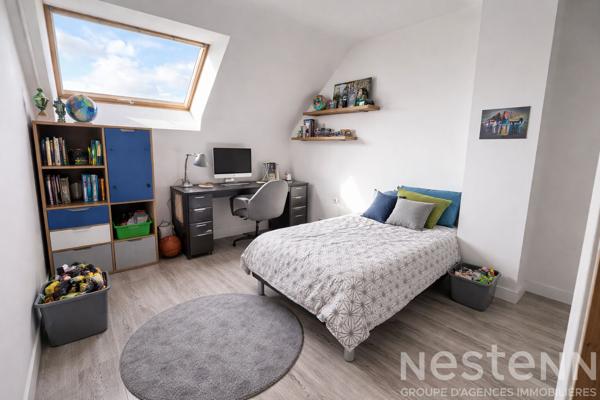 Maison contemporaine avec piscine, suite parentale et prestations haut de gamme proche d'Auray