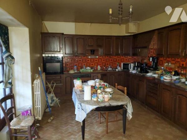 Maison à vendre à Peyrabout (23000) en Creuse (23) (A rénover). « Longère en pierres », élevée ...