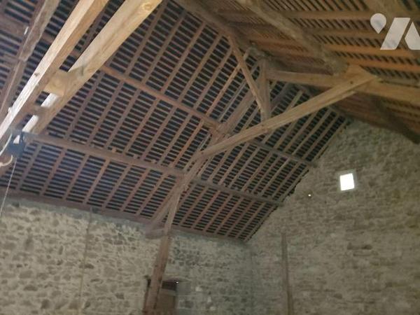 Maison à vendre à Peyrabout (23000) en Creuse (23) (A rénover). « Longère en pierres », élevée ...