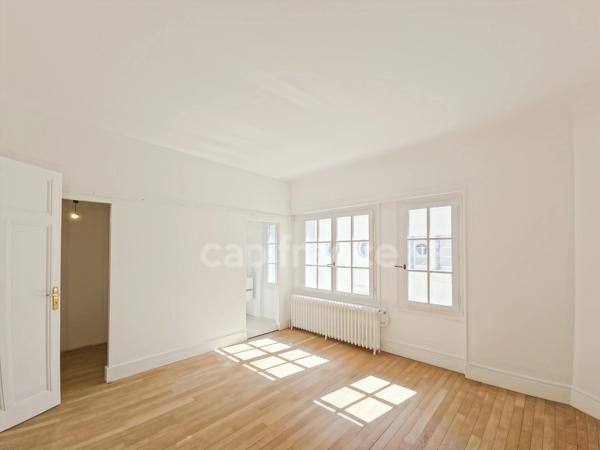 Appartement avec jardin et parking
