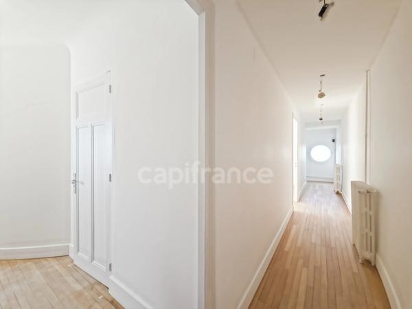 Appartement avec jardin et parking