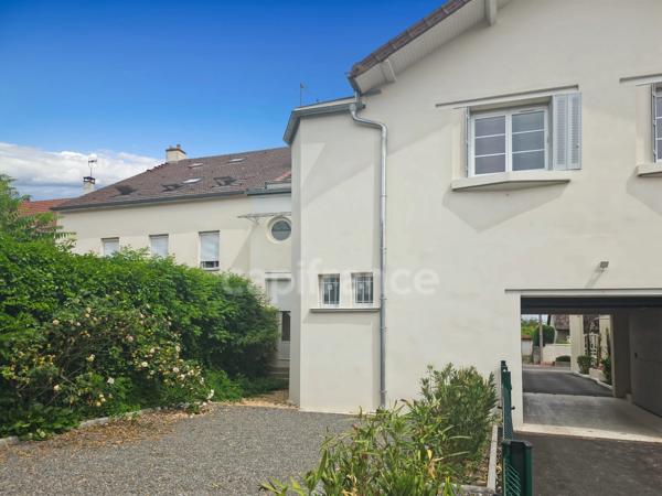 Appartement avec jardin et parking