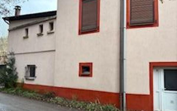 Appartement à vendre    4 pièces • 338 m2 Plainfaing