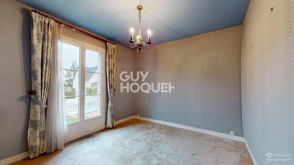 Maison familiale, volumes et sous-sol complet