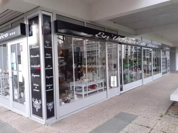 Vente Local commercial 2 pièces 82 m2 à Bagnoles-de-l'Orne-Normandie