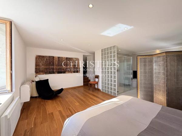 ELEGANTE DEMEURE avec 3 CHAMBRES D’HÔTES et STUDIO