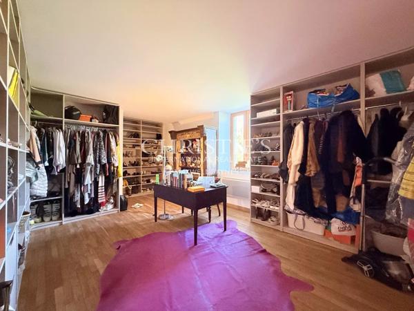 ELEGANTE DEMEURE avec 3 CHAMBRES D’HÔTES et STUDIO