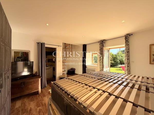 ELEGANTE DEMEURE avec 3 CHAMBRES D’HÔTES et STUDIO