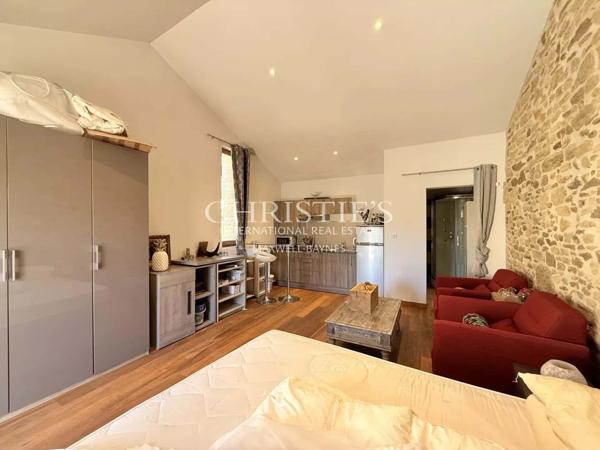 ELEGANTE DEMEURE avec 3 CHAMBRES D’HÔTES et STUDIO