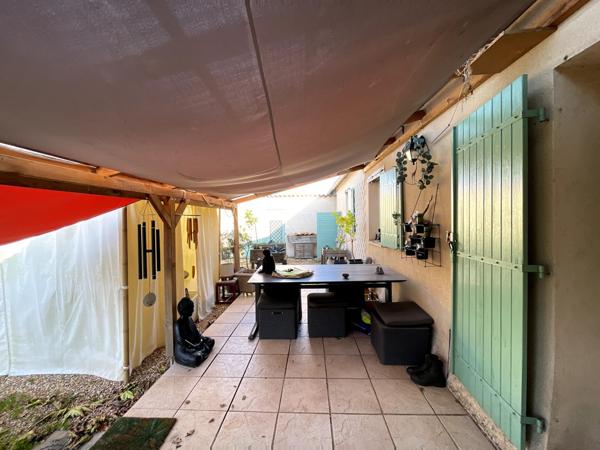 Maison 7 pièces - 300 m²