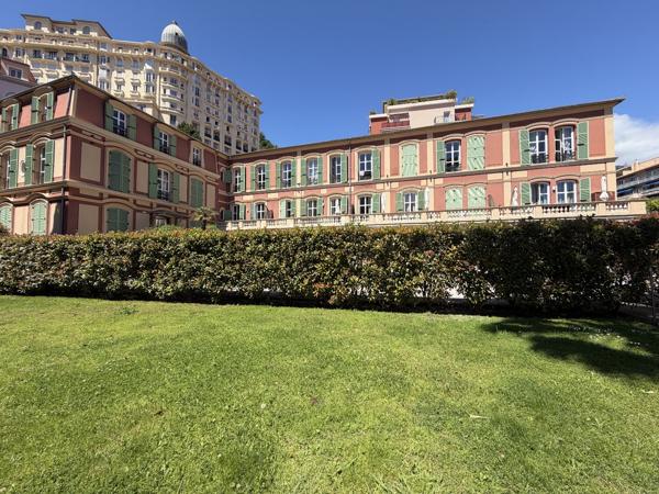 Appartement à MENTON (06500)
