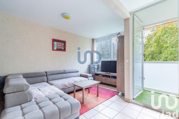 Appartement 4 pièces de 69 m² à Savigny-sur-Orge (91600)