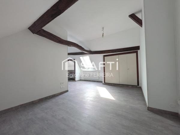 LEVROUX, Maison de ville T4 rénovée de 94m² avec cour et jardinet