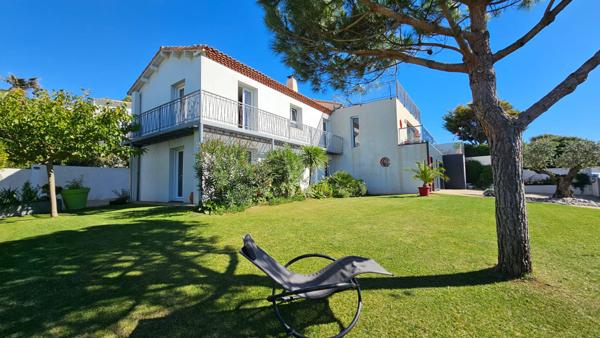 Maison/Villa avec vue mer à Vaux sur Mer de 209.65m2